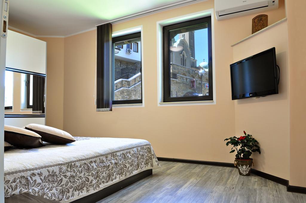 St George Apartment Veliko Tărnovo Exteriör bild